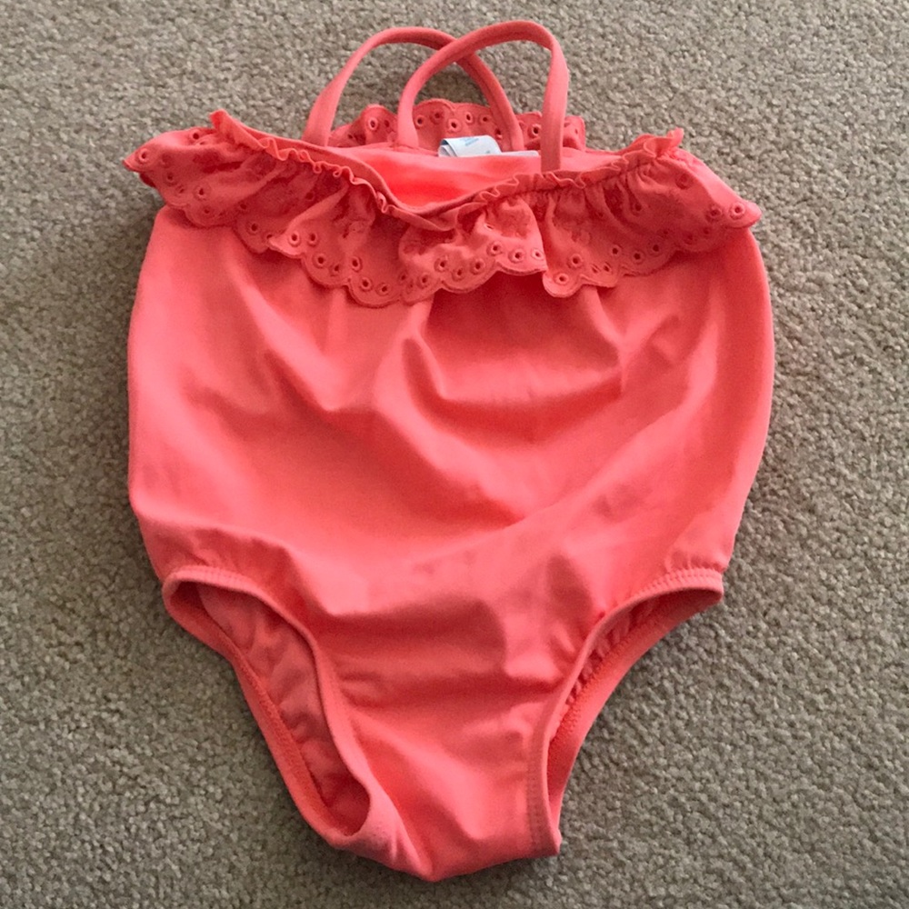 Old navy bathing suit 6-12